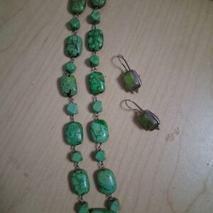 Elegant Green Stone Necklace and Earring Set